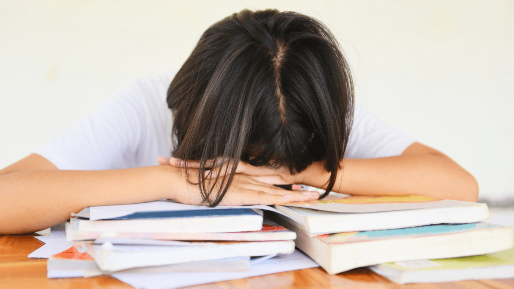 Assessment stress. Стресс у студентов. Стресс на экзамене картинка. Exam stress.